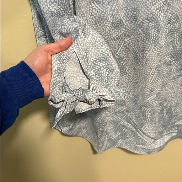 NWT Michael Kors Blouse Size Large Blue and White - Picture 4 of 7